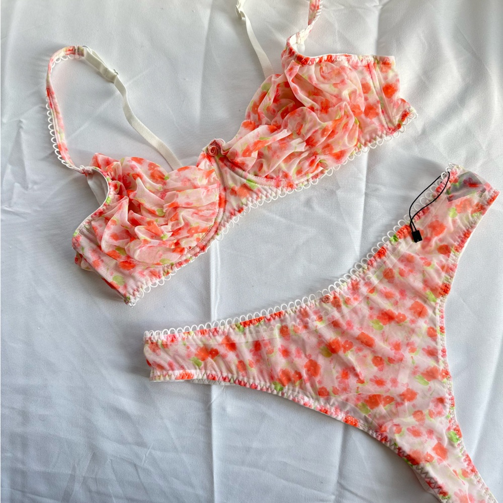 BB lingerie set